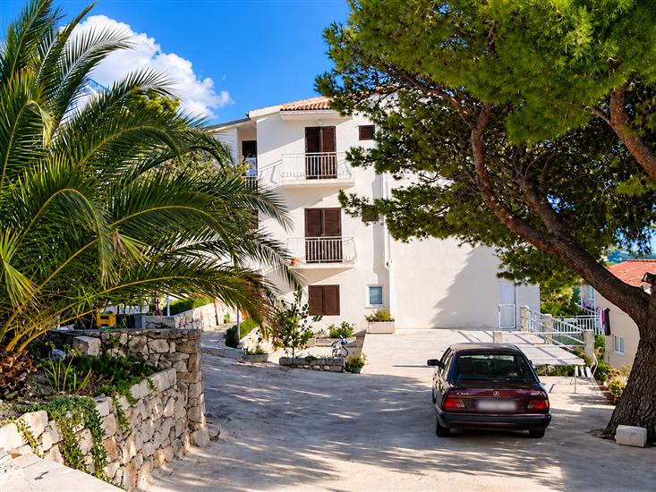 Apartments Josip II
