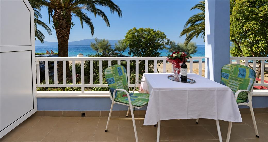 Room S3, for 2 persons