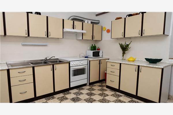 Room S3, for 2 persons