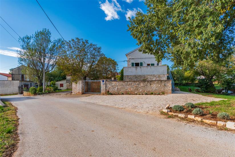 Apartment Orena