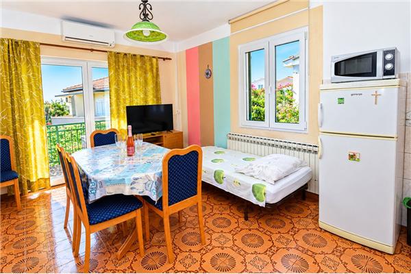 Apartment A2, for 5 persons