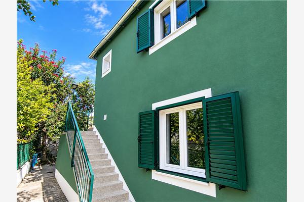 Apartment A2, for 5 persons