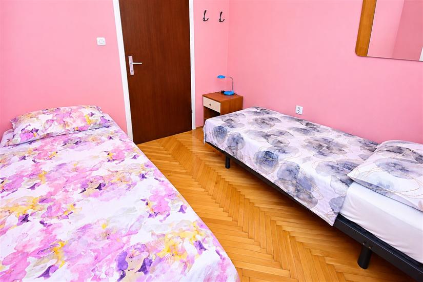 Apartment A2, for 5 persons