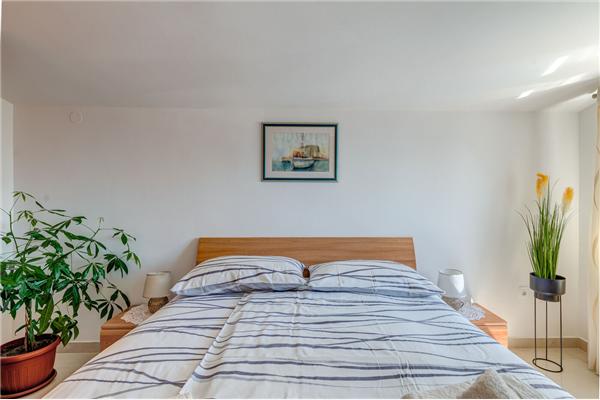 Apartment A3, for 8 persons