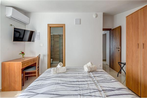 Apartment A3, for 8 persons