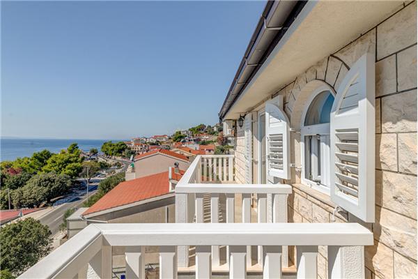 Apartment A3, for 8 persons