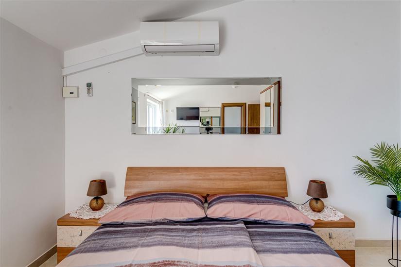 Apartment A3, for 8 persons