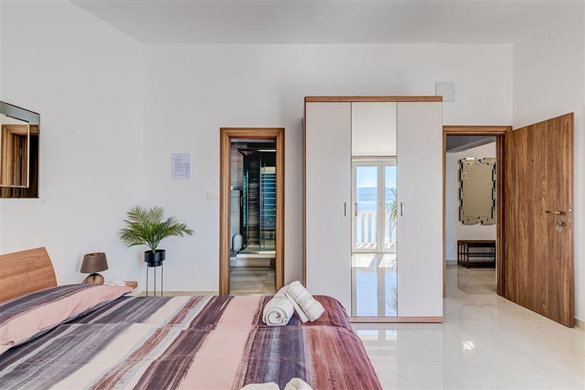 Apartment A3, for 8 persons