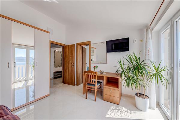 Apartment A3, for 8 persons