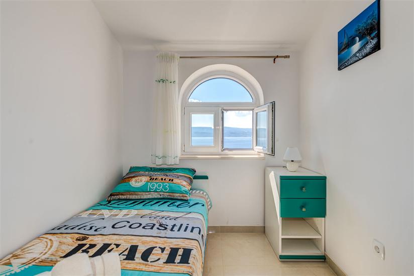 Apartment A3, for 8 persons