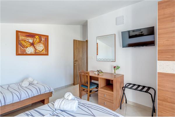 Apartment A3, for 8 persons