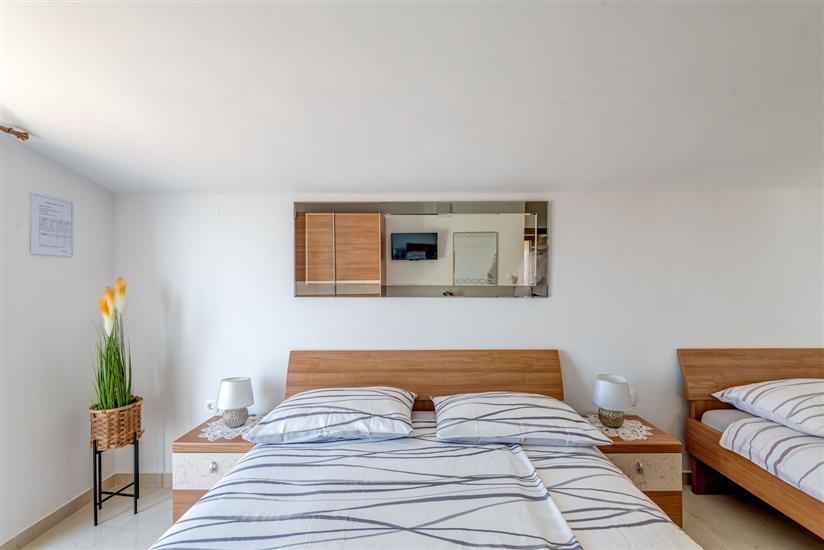 Apartment A3, for 8 persons