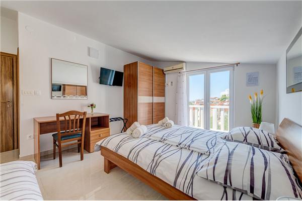 Apartment A3, for 8 persons