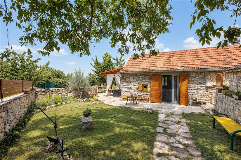 Dom Mala kuća