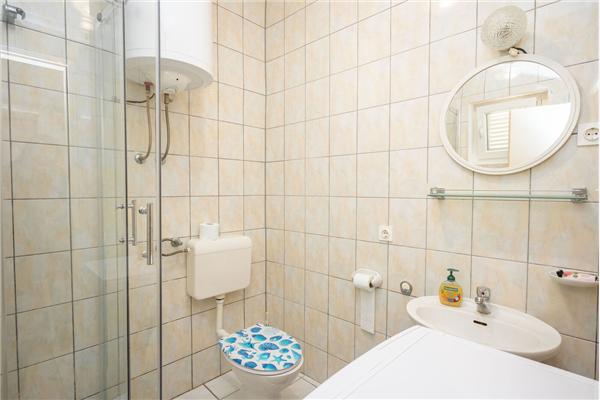 Apartment A2, for 4 persons
