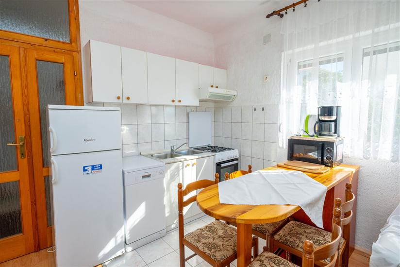 Apartment A2, for 4 persons