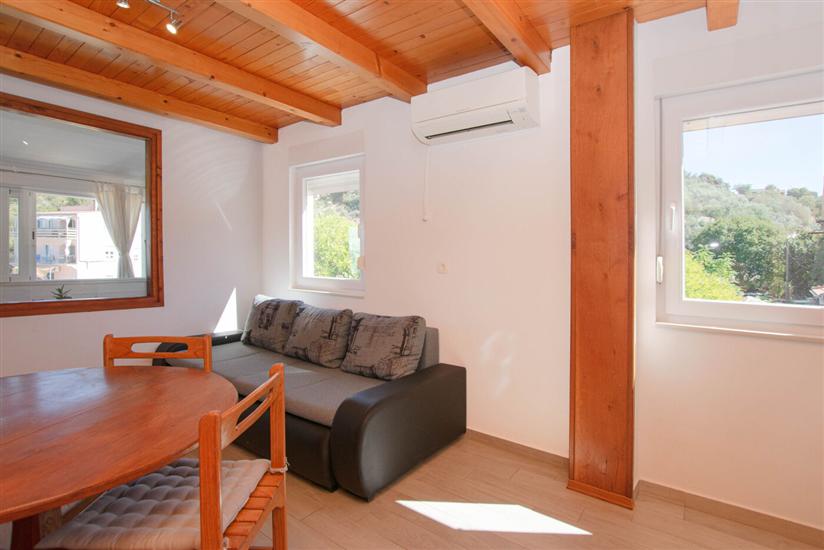 Apartment A2, for 4 persons