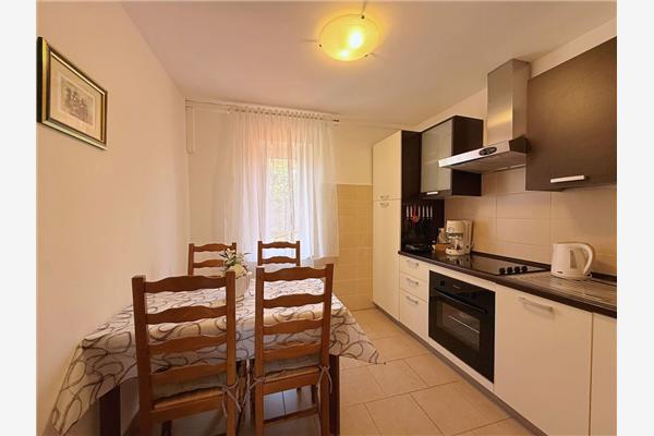 Apartment A1, for 3 persons