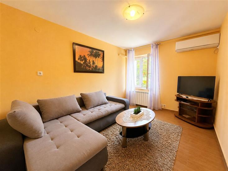 Apartment A1, for 3 persons