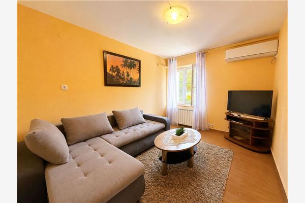 Apartment A1, for 3 persons