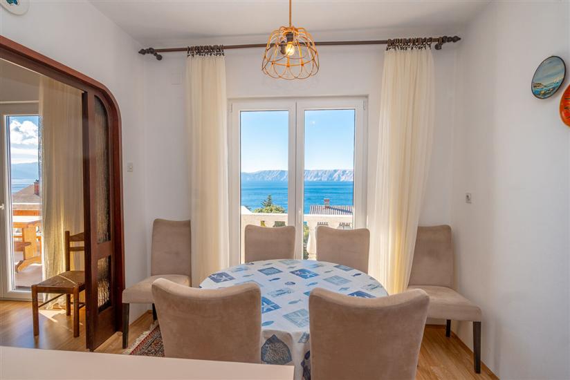 Apartment A4, for 8 persons