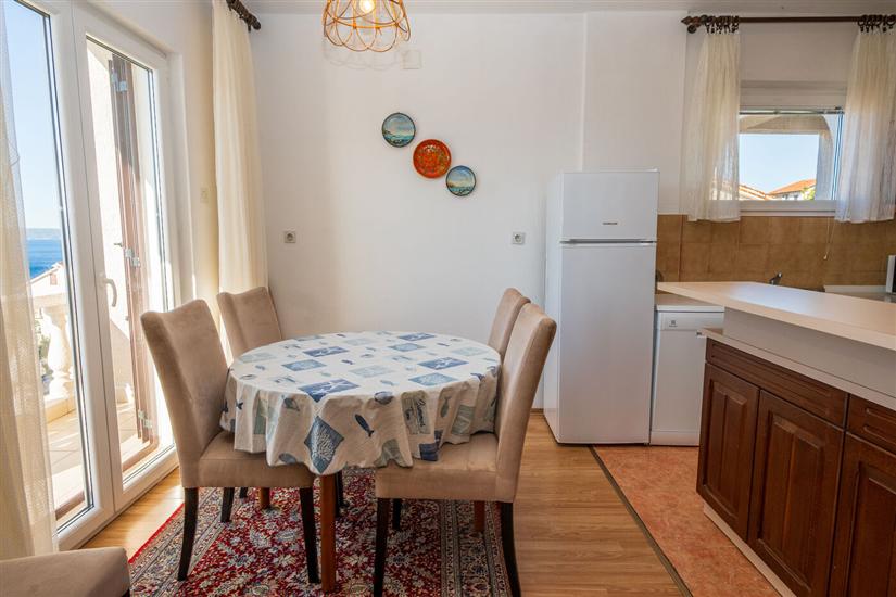 Apartment A4, for 8 persons