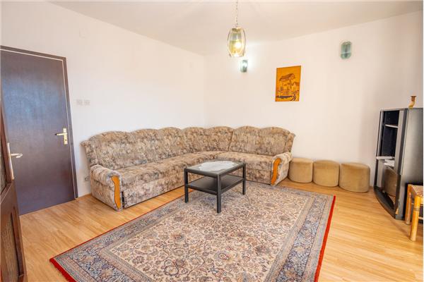 Apartment A4, for 8 persons