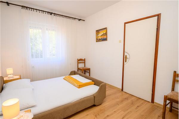 Apartment A4, for 8 persons