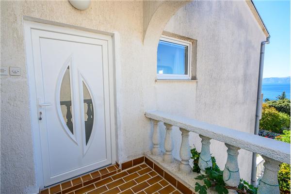 Apartment A4, for 8 persons