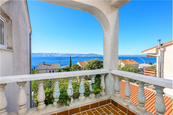 Apartment A4, for 8 persons