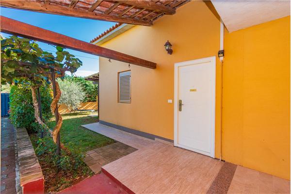 Apartment A1, for 3 persons