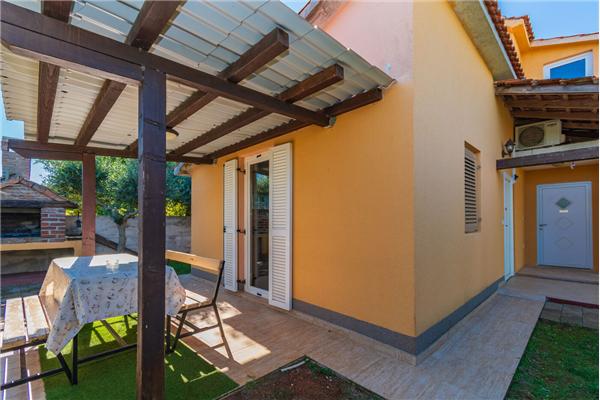 Apartment A1, for 3 persons
