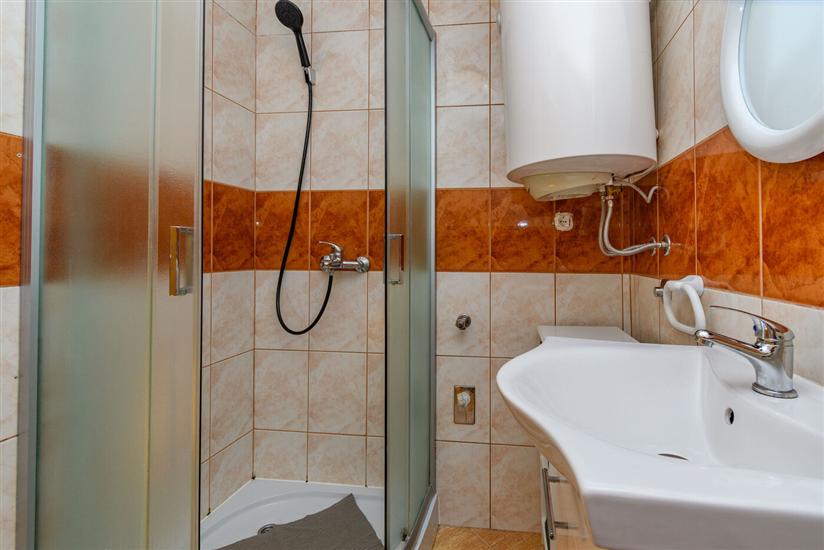 Apartment A1, for 3 persons
