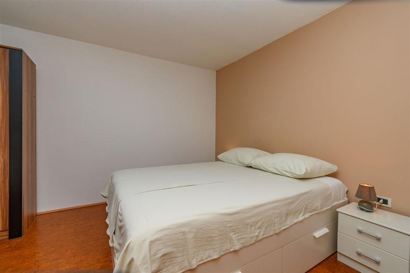 Apartment A1, for 3 persons