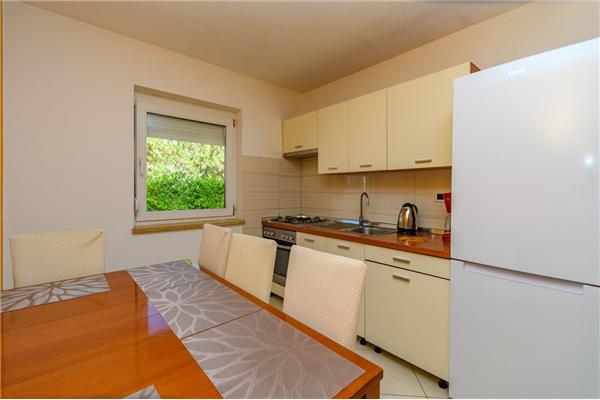 Apartment A2, for 5 persons