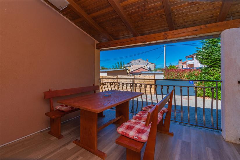 Apartment A2, for 5 persons
