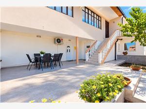 Apartment Maja Vrsi (Zadar), Size 36.00 m2, Airline distance to town centre 100 m