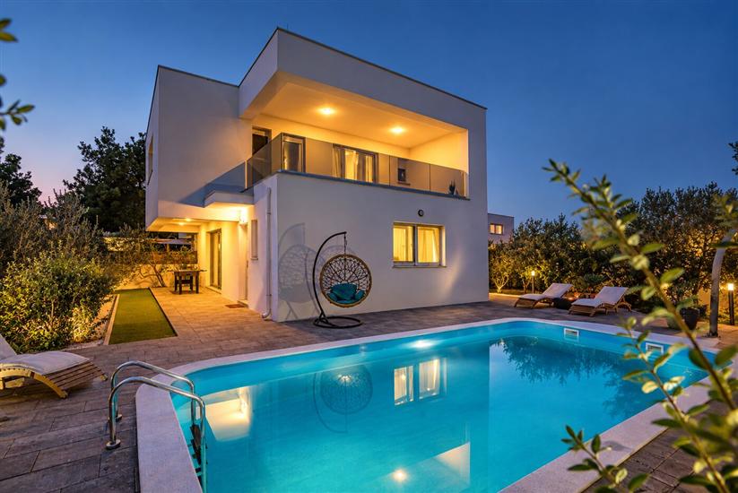 Villa Nika