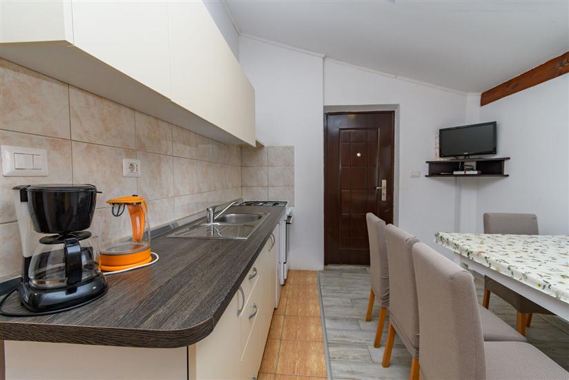 Apartment A3, for 5 persons