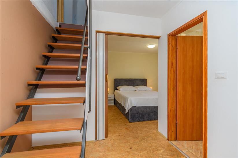 Apartment A3, for 5 persons