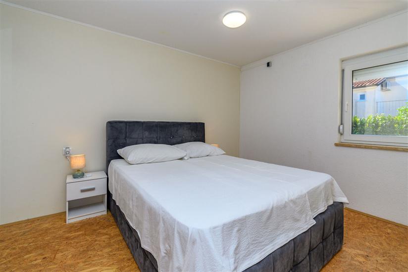 Apartment A3, for 5 persons