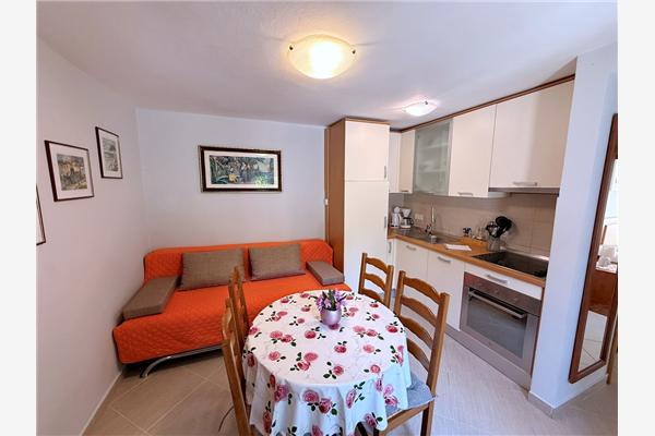 Apartment A2, for 4 persons