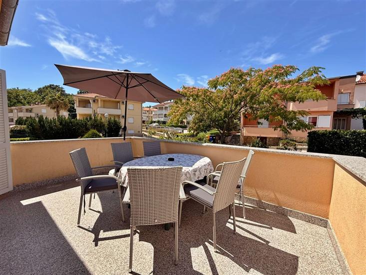 Apartment A3, for 5 persons