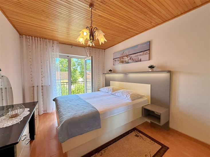 Apartment A3, for 5 persons