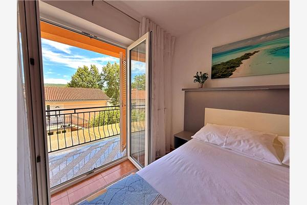 Apartment A3, for 5 persons