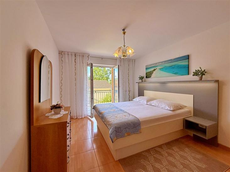 Apartment A3, for 5 persons