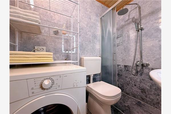 Apartment A3, for 5 persons