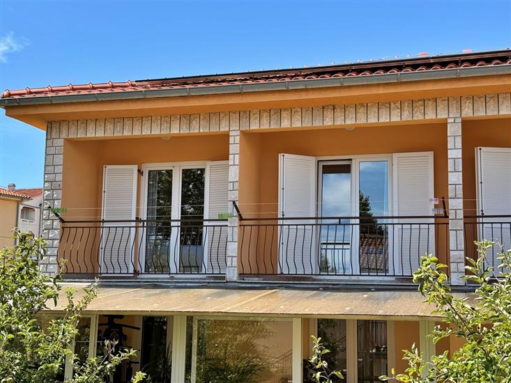 Apartment A3, for 5 persons