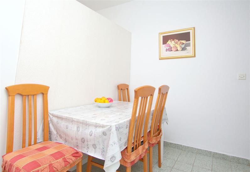 Apartment A1, for 3 persons