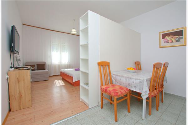 Apartment A1, for 3 persons